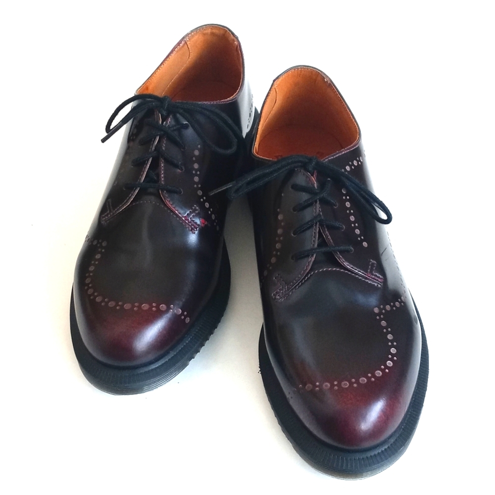 Dr. Martens “Charlotte” Purple And Black Ombre Lace Up Leather Loafers Size 8